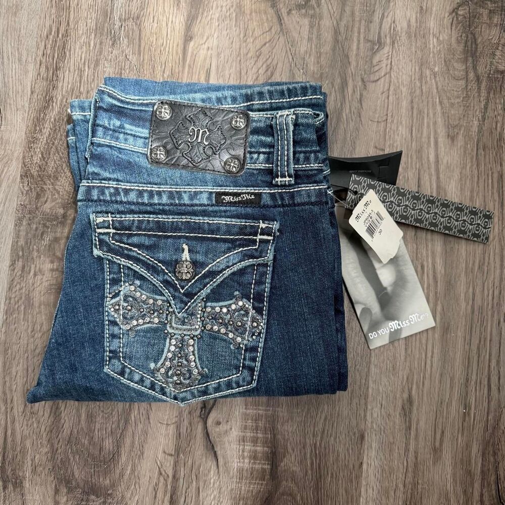 Y2K Miss Me Cross Embroidered Rhinestone Bootcut Jeans NWT - Picture 2 of 6